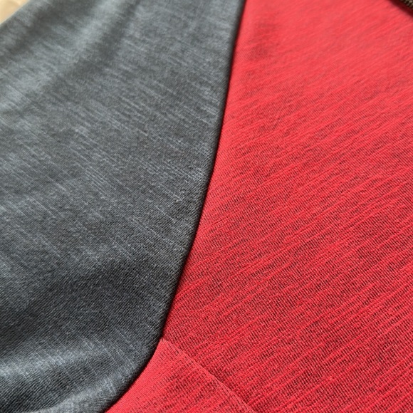 Two tone XL Hoodie - Picture 4 of 6